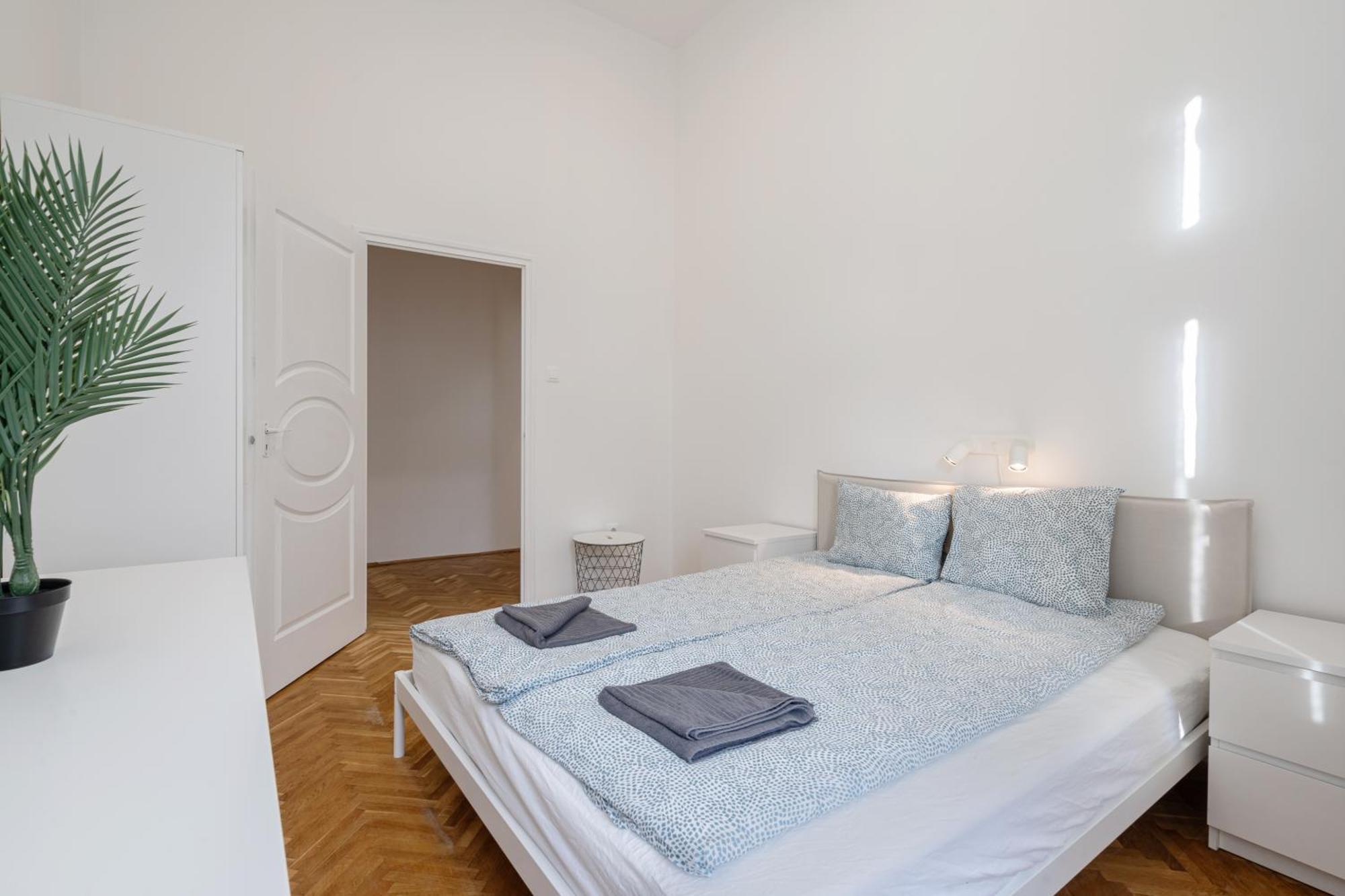 Luxurious Downtown Family Suite Budapest Extérieur photo